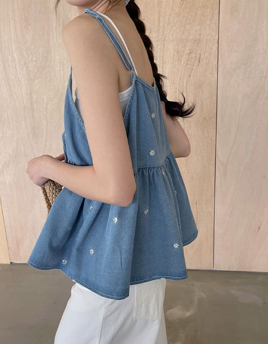 刺繡小花綁帶牛仔背心*1色