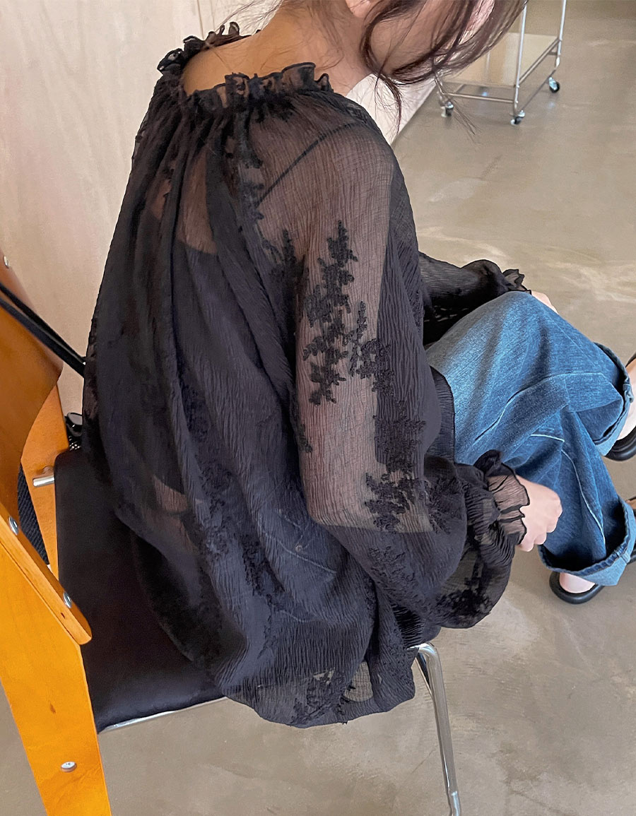 蕾絲刺繡綁帶雪紡上衣*2色