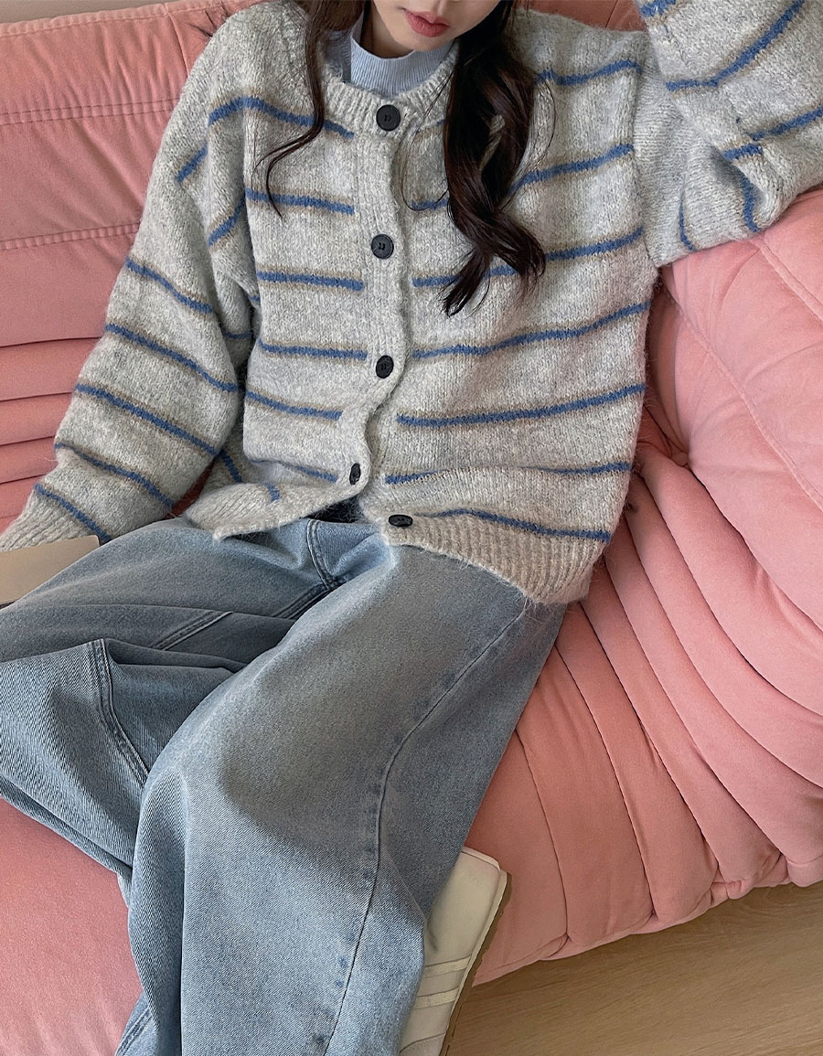 條紋排釦圓領毛衣外套*3色