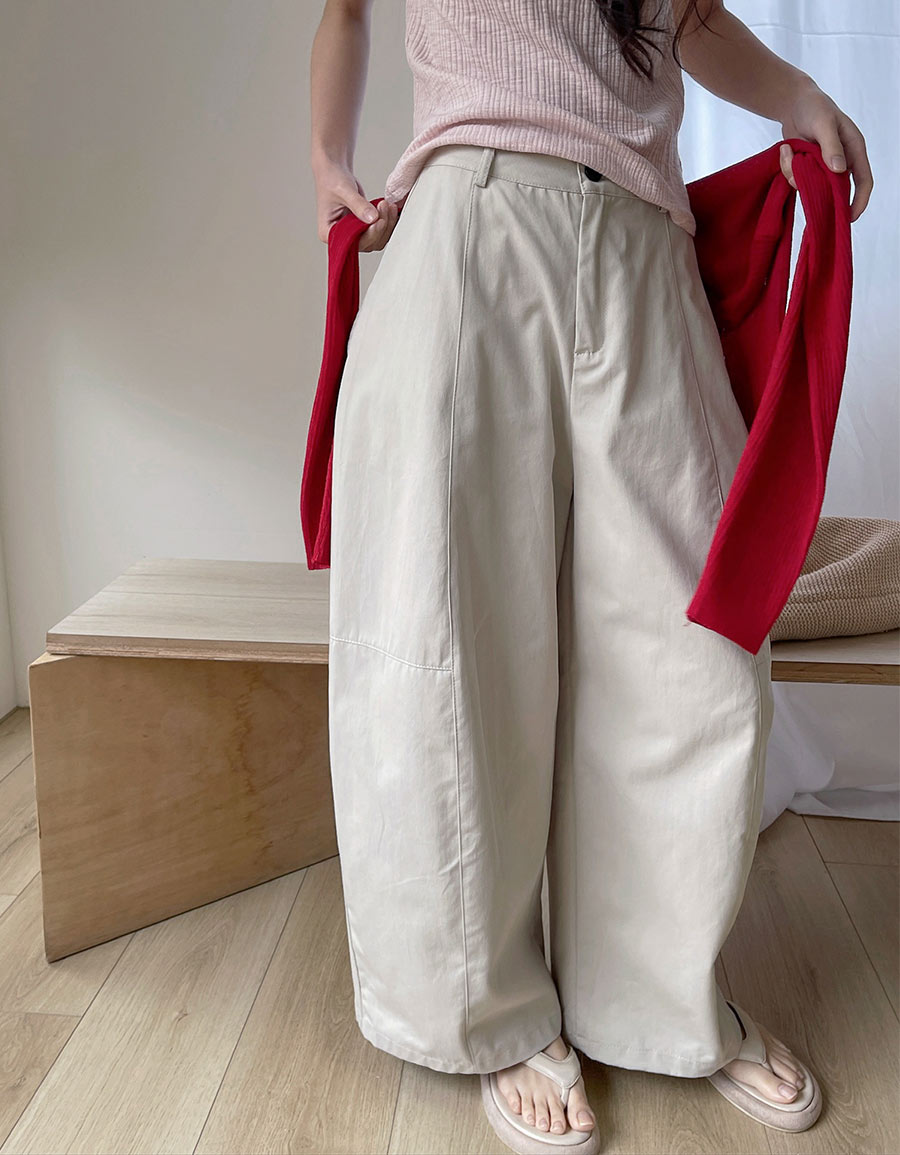 黑釦中線卡其繭型褲*1色