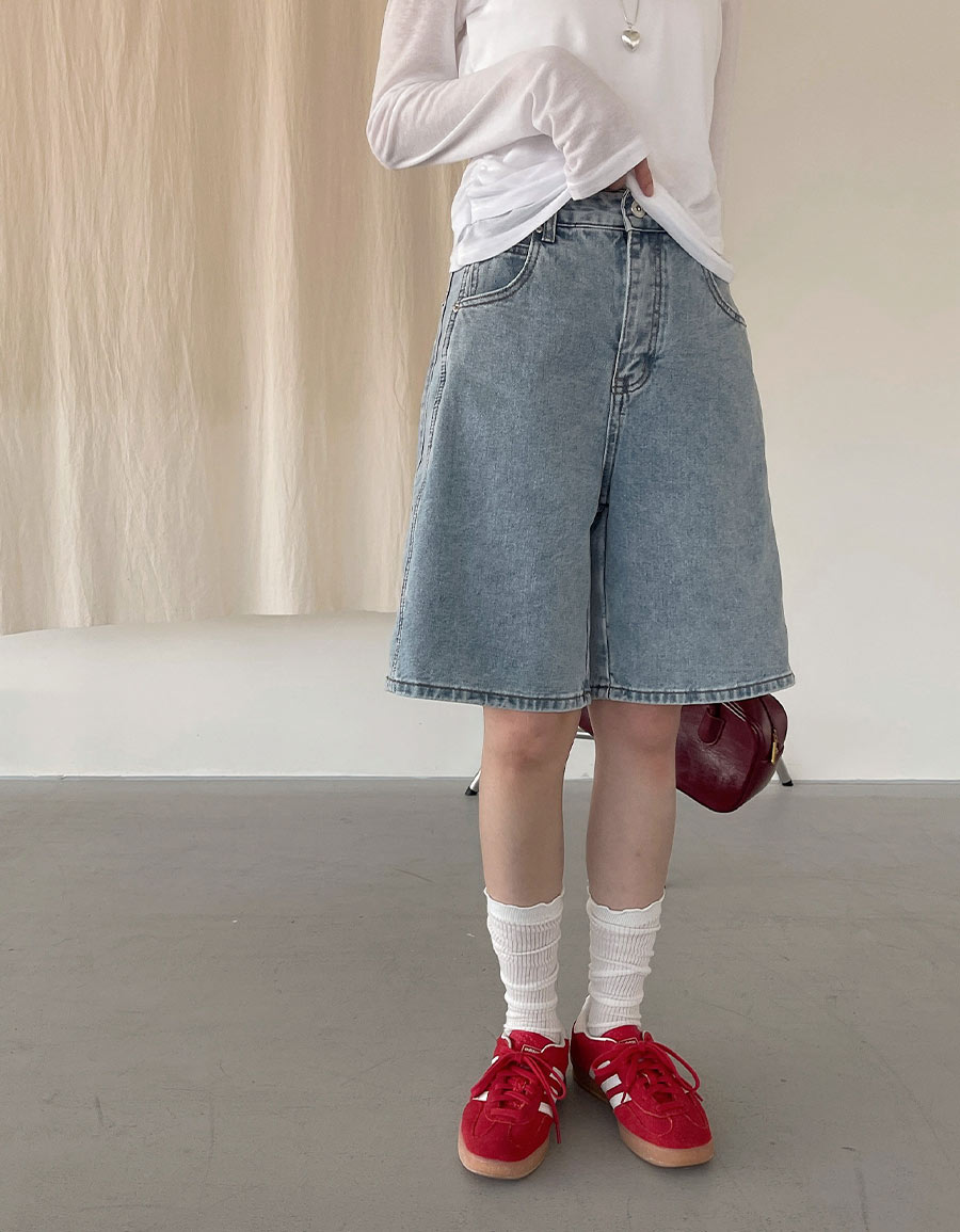 黑標水洗五分牛仔短褲*1色