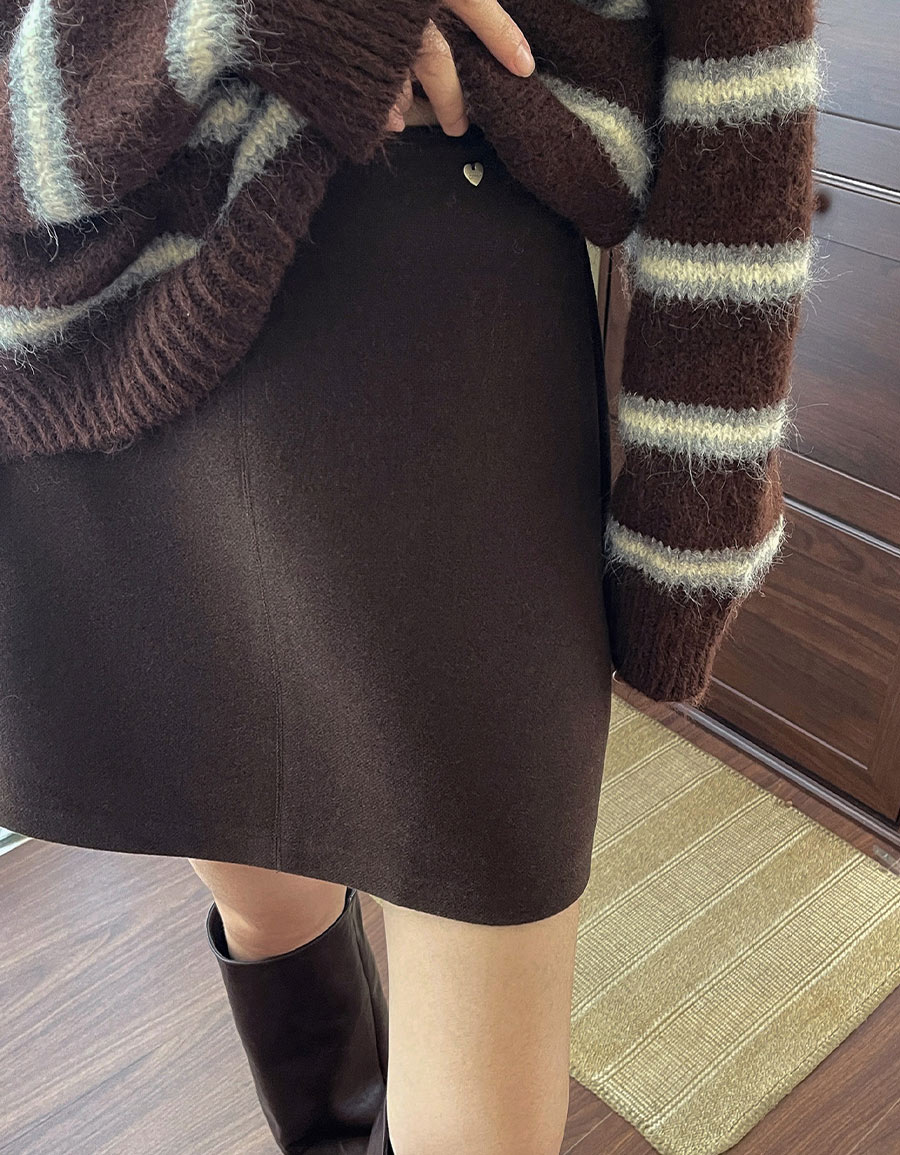 後拉鍊毛呢A字短裙*2色